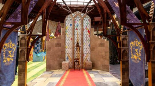 Celebre Hogwarts: exposição de Harry Potter chega ao Shopping Eldorado, em São Paulo